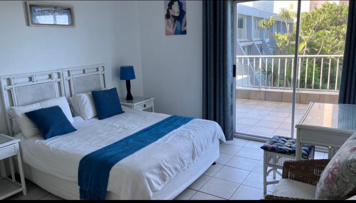 34 Kyalanga Beachfront * Durban